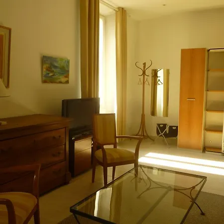 Two Bedrooms Serbes Apartman Cannes